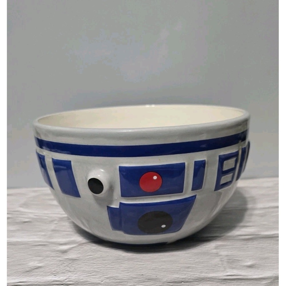 Star Wars R2-D2 Ceramic Bowl ThinkGeek Disney Lucasfilm Droid Popcorn Snack Bowl